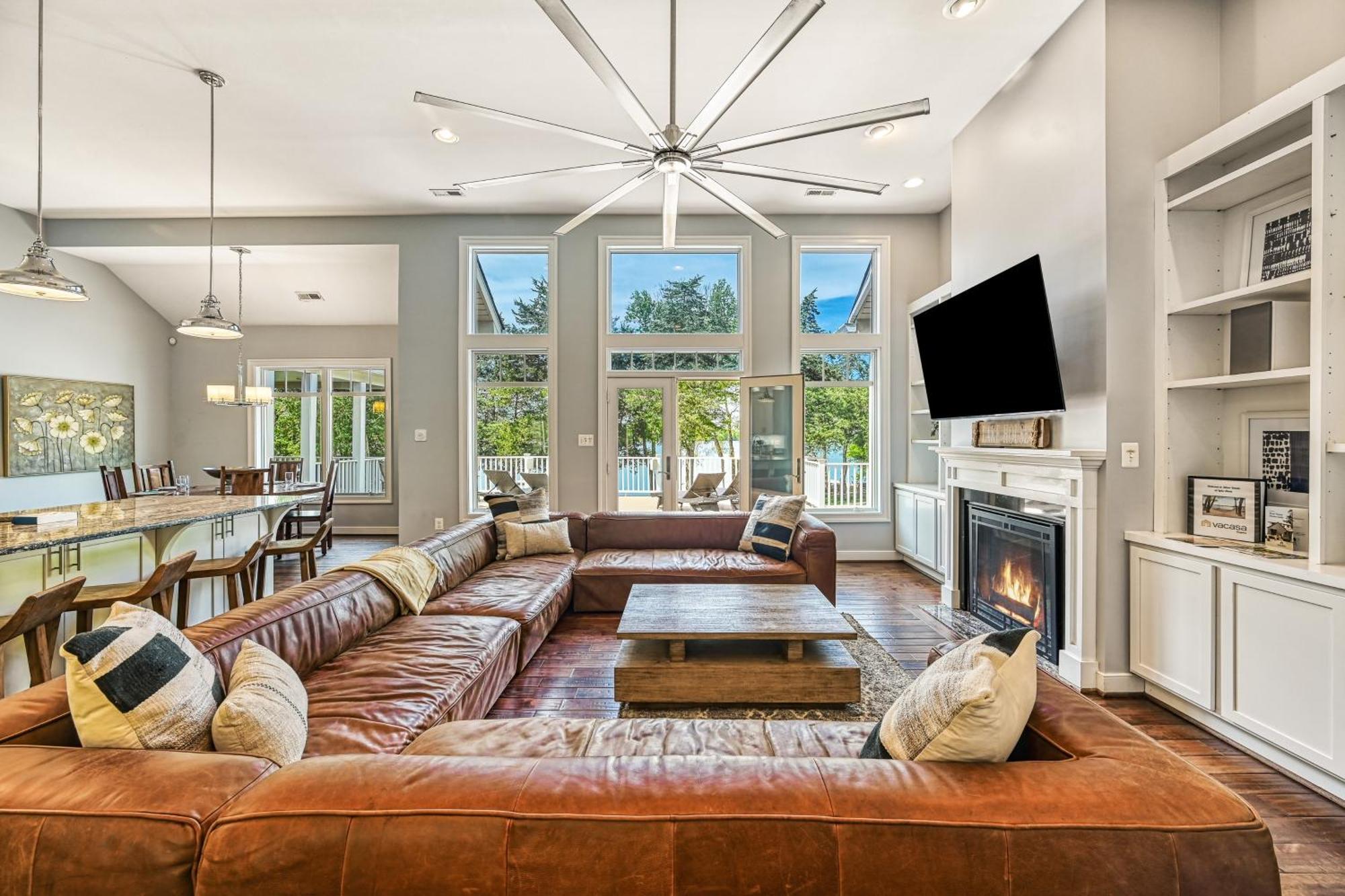 Silver Sands Glenora Exterior photo